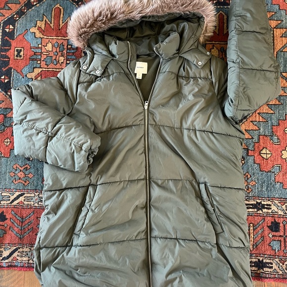 Old Navy Green Puffer Jacket Faux Fur Hood - Picture 1 of 3